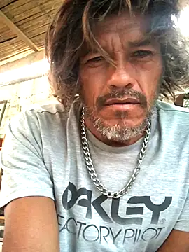 Snapshot of kvr27 chatting on 11-27-25, 11:12 kvr27 online show from 11-27-25, 11:12