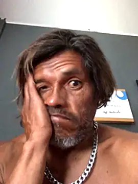 Snapshot of kvr27 chatting on 12-20-25, 11:50 kvr27 online show from 12-20-25, 11:50