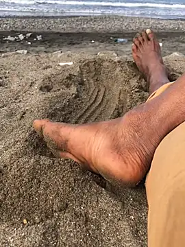 Snapshot of kvr27 chatting on 01-12-26, 01:49 kvr27 online show from 01-12-26, 01:49