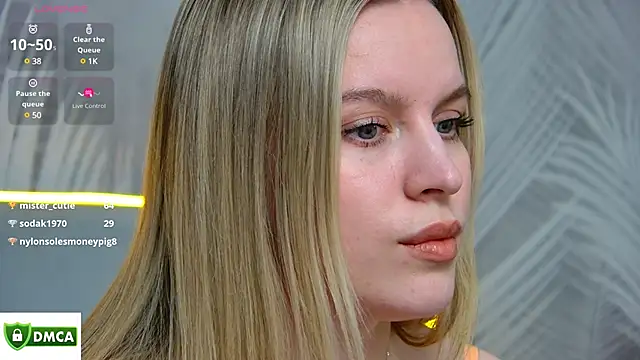 Snapshot of AmaliaBell chatting on 02-23-25, 04:57 AmaliaBell online show from 02-23-25, 04:57