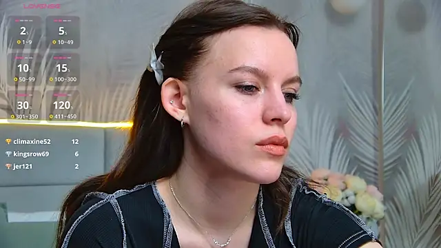 Snapshot of AmaliaBell chatting on 03-21-25, 04:51 AmaliaBell online show from 03-21-25, 04:51