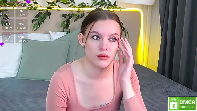 Snapshot of AmaliaBell chatting on 11-11-25, 01:11 AmaliaBell online show from 11-11-25, 01:11