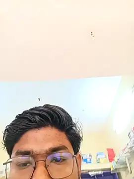 u wan me online show from 12-15-25, 03:33