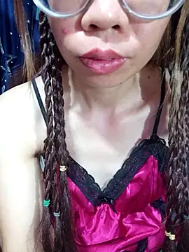 Snapshot of __Mai-love19__ chatting on 07-04-26, 11:44 Mai-love19 online show from 07-04-26, 11:44