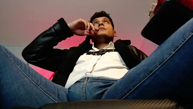 dom2travelersss online show from 01-16-26, 11:42