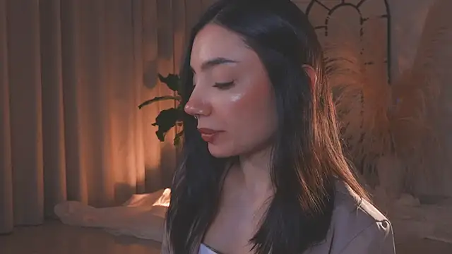 AmyArmstrong online show from 10-06-25, 12:41