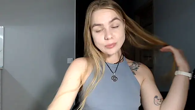 Snapshot of Sunbeam_ chatting on 05-19-26, 08:26 Sunbeam online show from 05-19-26, 08:26