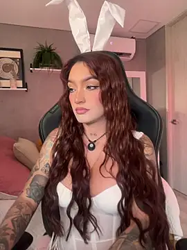 DaniDusan  online show from 04-04-26, 09:01