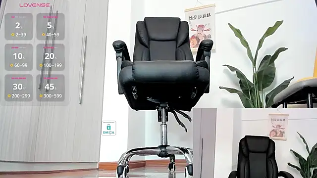 Snapshot of Oo_Kaixin_oO chatting on 03-04-25, 02:06 Oo Kaixin oO online show from 03-04-25, 02:06