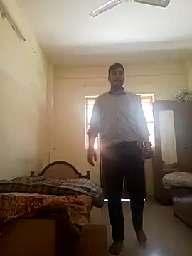 Snapshot of VISHAL_0982 chatting on 03-08-25, 08:22 VISHAL 0982 online show from 03-08-25, 08:22