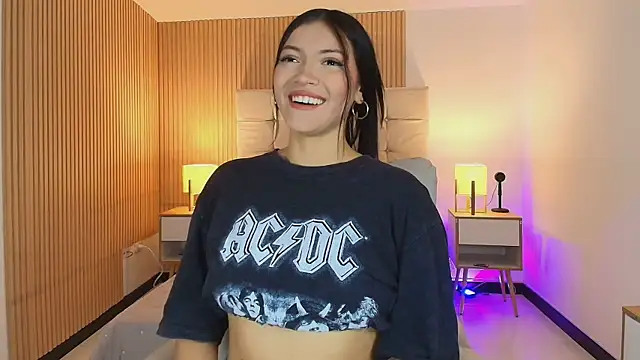 Snapshot of Baby_Venuss chatting on 12-01-25, 03:33 Baby Venuss online show from 12-01-25, 03:33