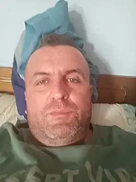 Snapshot of andres1925 chatting on 07-23-26, 11:52 andres1925 online show from 07-23-26, 11:52