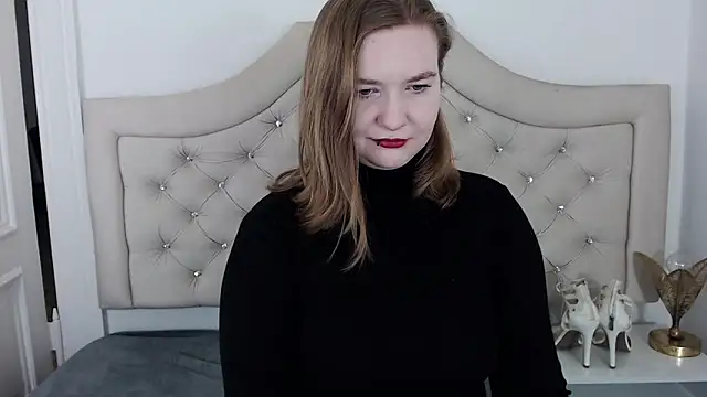 LaraDream online show from 01-08-25, 12:49