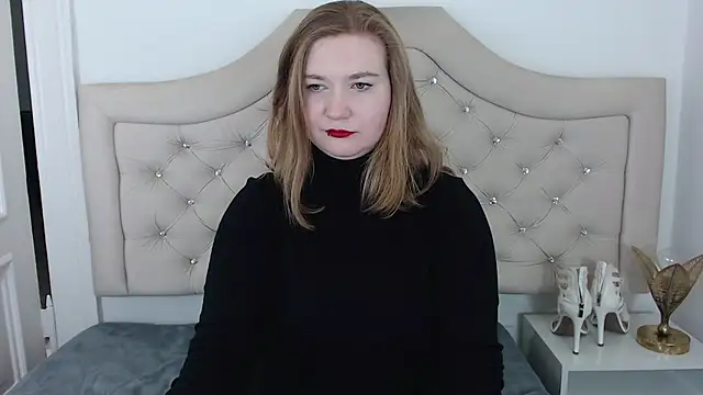 LaraDream online show from 01-29-25, 09:50