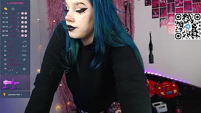 Snapshot of Silvia_Santorskii chatting on 01-14-25, 09:24 Silvia Santorskii online show from 01-14-25, 09:24