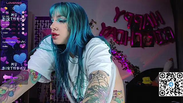 Snapshot of Silvia_Santorskii chatting on 09-28-25, 09:25 Silvia Santorskii online show from 09-28-25, 09:25