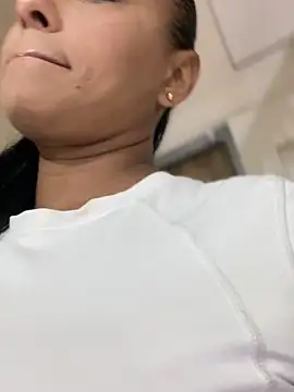 sofia xxx02 online show from 02-20-26, 11:54