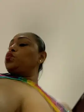 sofia xxx02 online show from 05-20-26, 12:06
