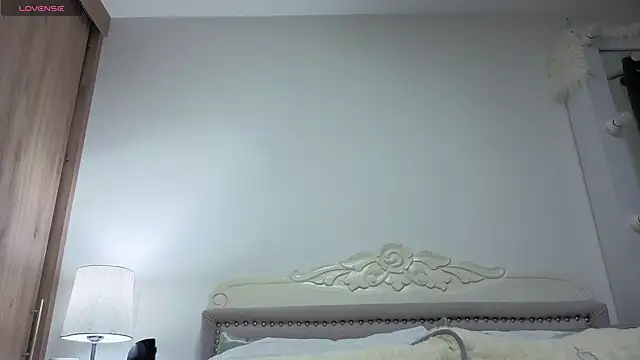 nelumbonucifera online show from 09-10-25, 03:17