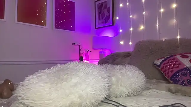 Fitnessbabe69 online show from 05-24-26, 07:02