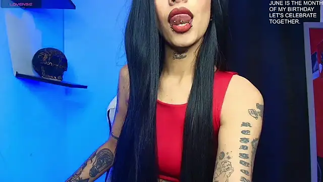 Snapshot of luci_fer_devil chatting on 06-17-26, 12:57 luci fer devil online show from 06-17-26, 12:57