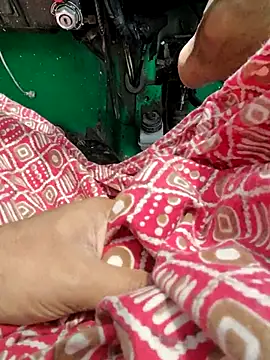 Kolkata   Boy online show from 09-14-25, 04:44