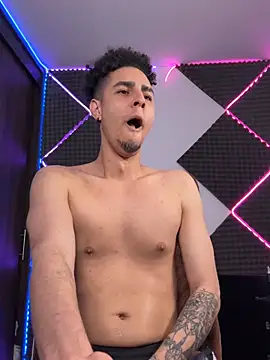 bigryann23 online show from 02-22-26, 03:18