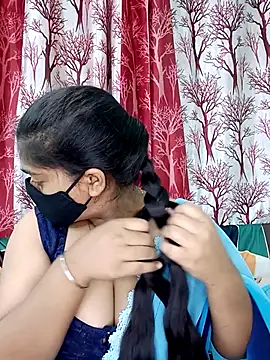 Snapshot of Jasmine_jaaan chatting on 10-18-25, 04:37 Jasmine jaaan online show from 10-18-25, 04:37